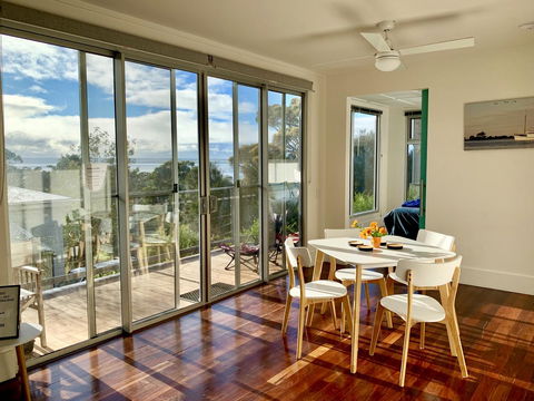 Sunrise On Falie Seaview Eco Accommodation - ACT Tourism 5