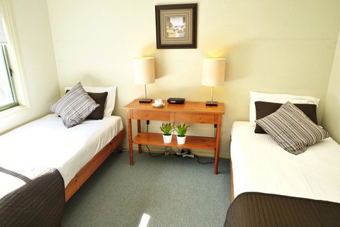 SkyView Villa - ACT Tourism 20