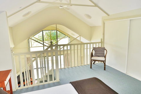 SkyView Villa - ACT Tourism 27