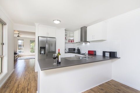 32 West B&B - ACT Tourism 16