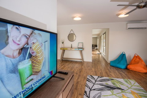 32 West B&B - ACT Tourism 13
