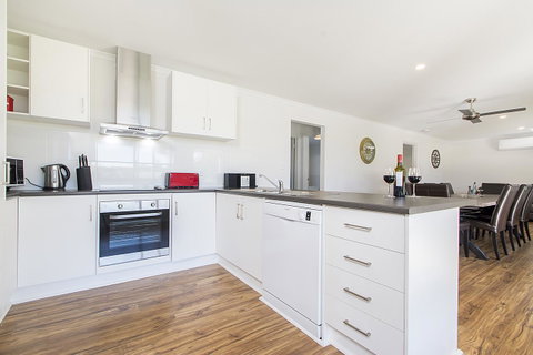 32 West B&B - ACT Tourism 17
