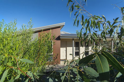 32 West B&B - ACT Tourism 1