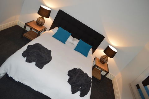 Two Cow Cottage Bed & Breakfast - ACT Tourism 17