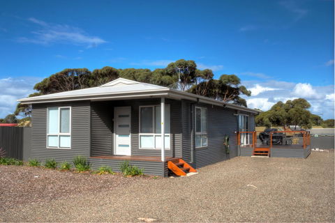 Home On Torrens - ACT Tourism 22