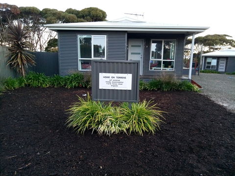 Home On Torrens - ACT Tourism 7