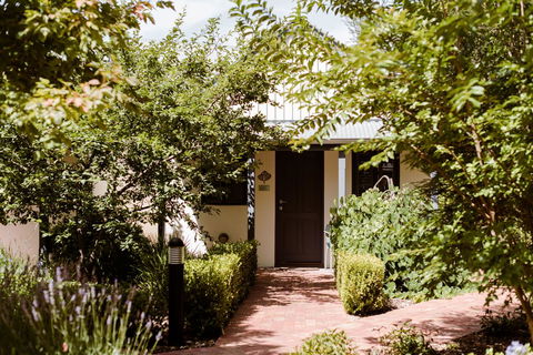 The Studios By Manna, Ascend Hotel Collection - ACT Tourism 16