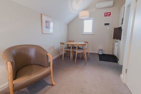 The Studios By Manna, Ascend Hotel Collection - ACT Tourism 24