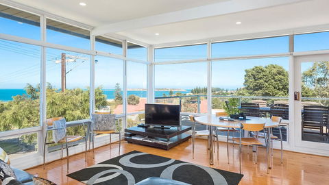 Victor Apartments - ACT Tourism 14