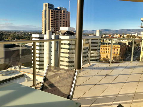 Adelaide DressCircle Apartments - North Terrace - ACT Tourism 4