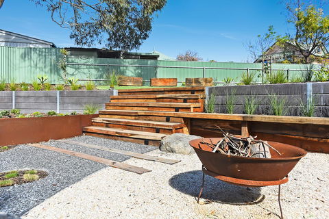 Port Of Call - Port Willunga - C21 SouthCoast Holidays - ACT Tourism 2