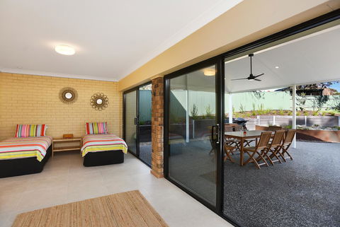 Port Of Call - Port Willunga - C21 SouthCoast Holidays - ACT Tourism 22