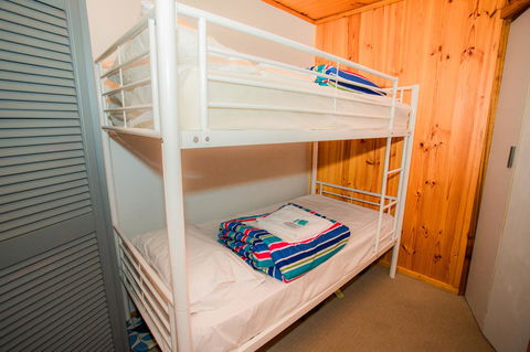Seppelts View Cabins - ACT Tourism 35