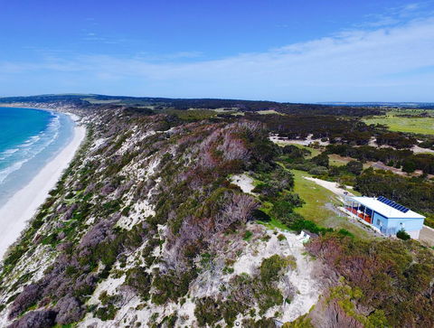 A Dune Escape - ACT Tourism 0