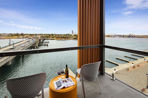 Quest Port Adelaide - ACT Tourism 14