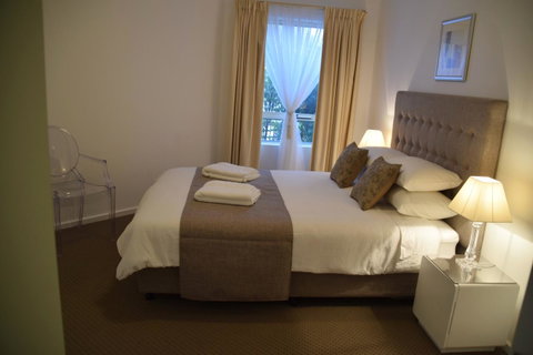 Spacious 4 BR And 2 Bathrooms City Apartment - ACT Tourism 17