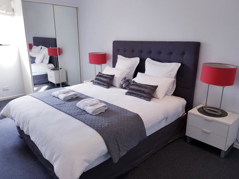 Spacious 4 BR And 2 Bathrooms City Apartment - ACT Tourism 3