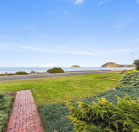 Franklin Beachfront Apartments - ACT Tourism