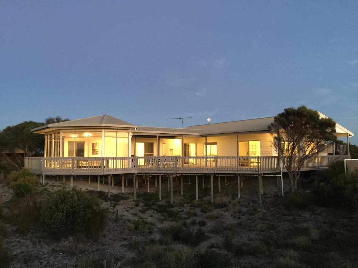 Island Beach SA ACT Tourism