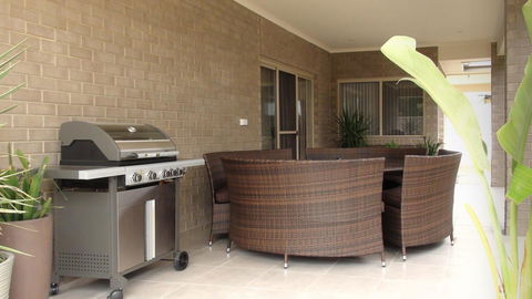 Casavino Luxury Villa - ACT Tourism 12
