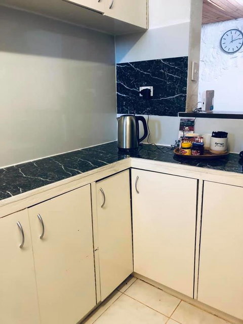 Aussie Opal Diggers Outback Retreat-Undergound - ACT Tourism 4