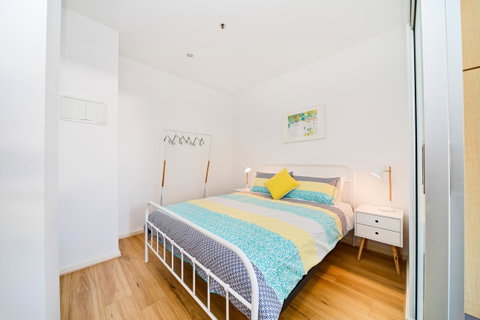 York Apartments - ACT Tourism 23