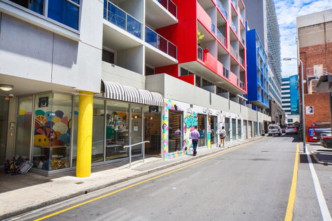 York Apartments - ACT Tourism 28