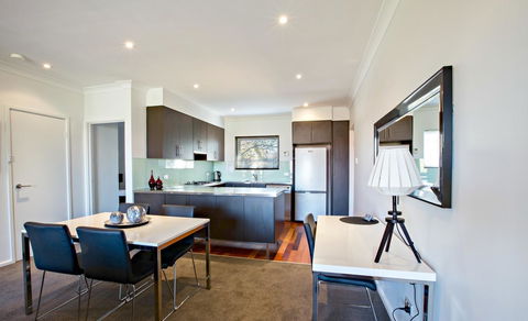 Adelaide DressCircle Apartments - Archer Street - ACT Tourism 9