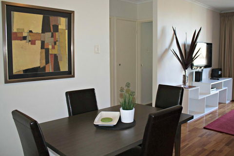 Adelaide DressCircle Apartments - Archer Street - ACT Tourism 23