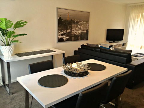 Adelaide DressCircle Apartments - Archer Street - ACT Tourism 26