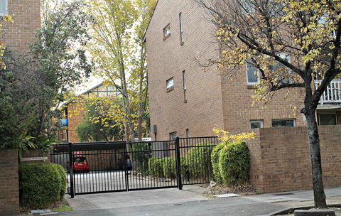 Adelaide DressCircle Apartments - Archer Street - ACT Tourism 24