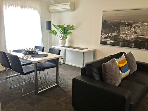 Adelaide DressCircle Apartments - Archer Street - ACT Tourism 17