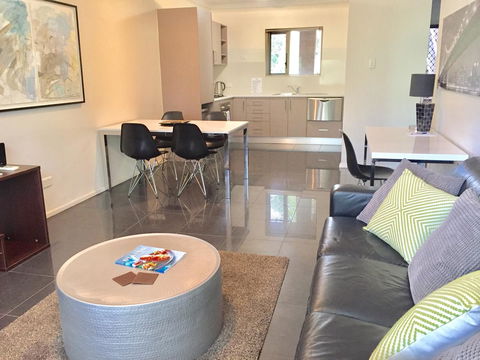 Adelaide DressCircle Apartments - Archer Street - ACT Tourism 13