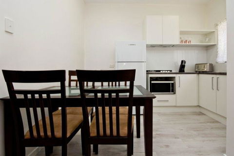 Atlantic West Beach Apartments - ACT Tourism 14
