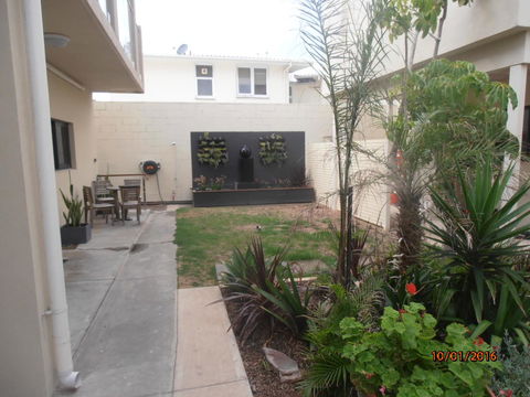 Atlantic West Beach Apartments - ACT Tourism 9