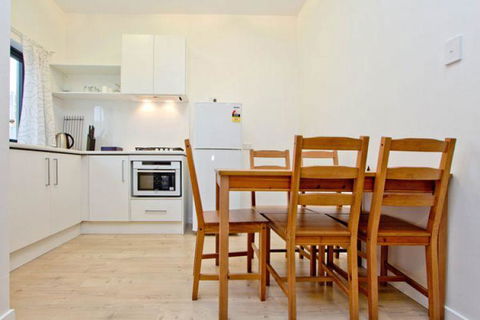 Atlantic West Beach Apartments - ACT Tourism 18