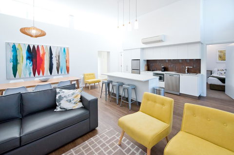 Loxton Courthouse Apartments - ACT Tourism 5