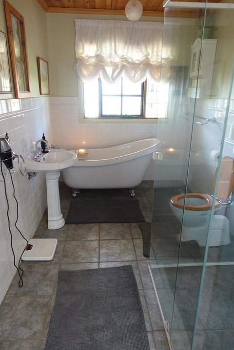 Amy\'s House Bed & Breakfast - ACT Tourism 41