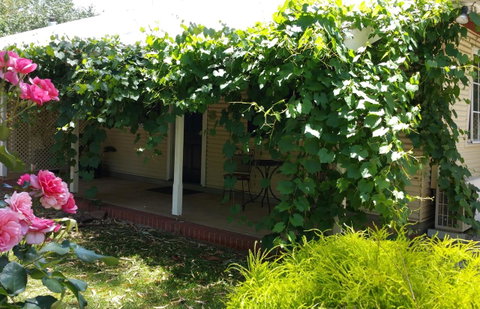 Amy\'s House Bed & Breakfast - ACT Tourism 34