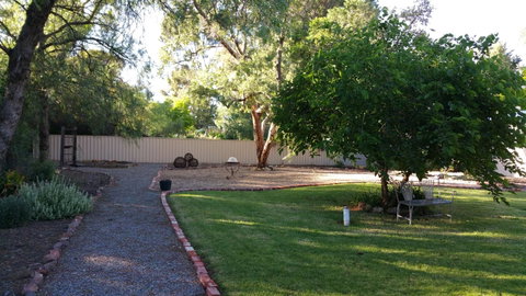 Amy\'s House Bed & Breakfast - ACT Tourism 26