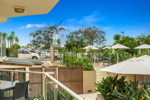 Bayview Beachfront Apartments, In Town Right On The Beach - ACT Tourism 13