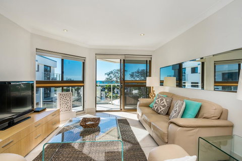Bayview Beachfront Apartments, In Town Right On The Beach - ACT Tourism 38