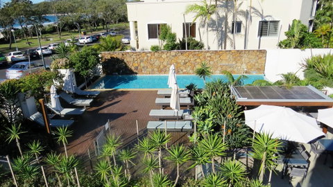 Bayview Beachfront Apartments, In Town Right On The Beach - ACT Tourism 20