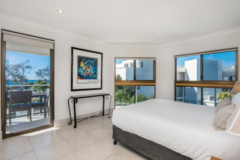 Bayview Beachfront Apartments, In Town Right On The Beach - ACT Tourism 37