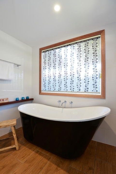 Trafalgar Premium Vintage Suites - ACT Tourism 2
