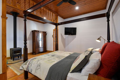 Trafalgar Premium Vintage Suites - ACT Tourism 22