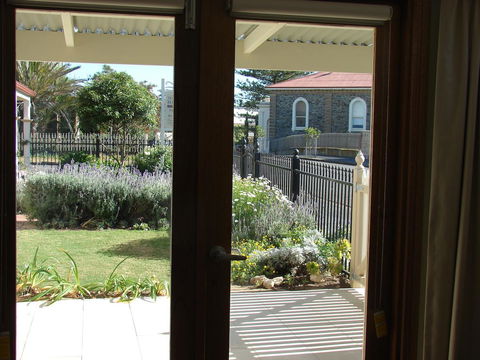 Trafalgar Premium Vintage Suites - ACT Tourism 19