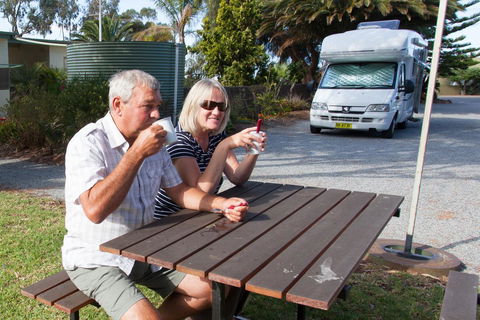 Modra\'s Apartments - ACT Tourism 21