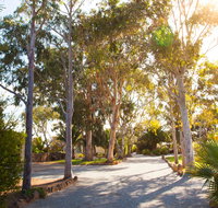 Modra's Apartments - ACT Tourism