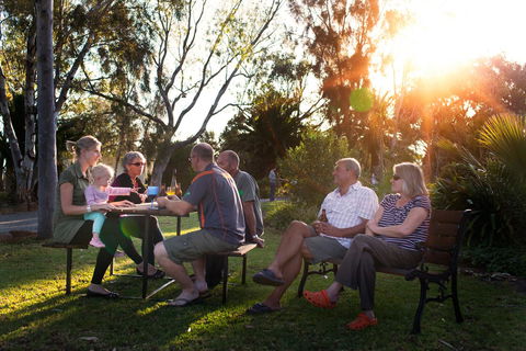 Modra\'s Apartments - ACT Tourism 6